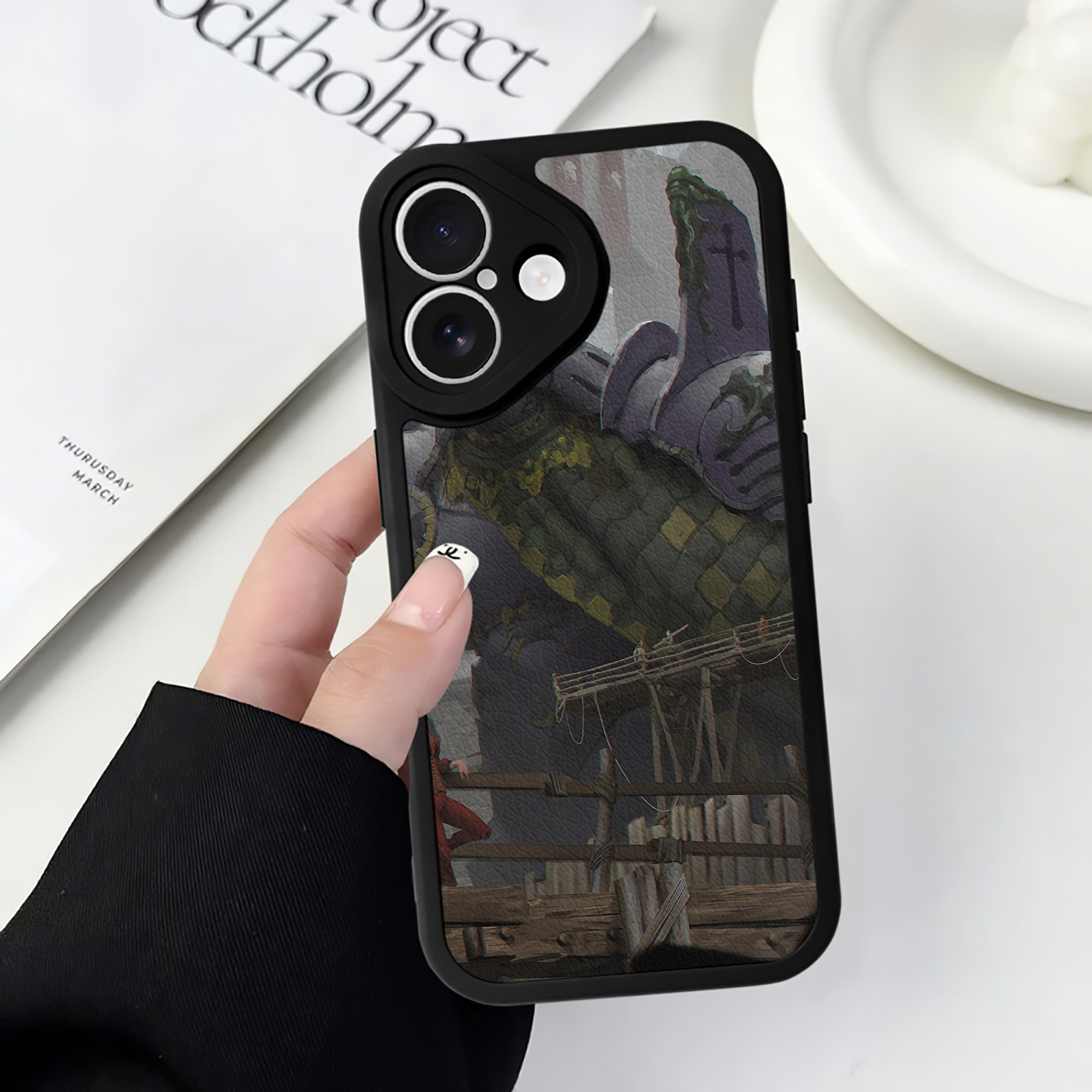 （画像用） EVA 新世紀エヴァンゲリオン 【iPhone 16シリーズ対応】シリコンスマホケース（レザー調） 材質：シリコン